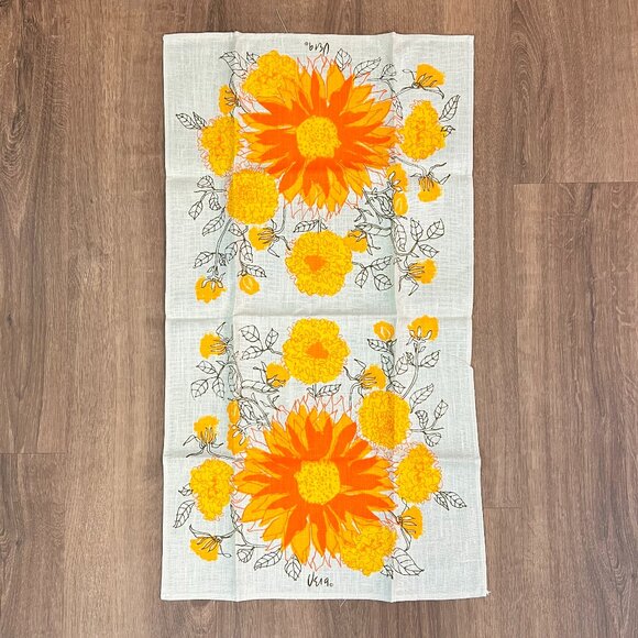 NWOT Vera Neumann Linen Orange Flower Vintage Inspired Towel - Picture 1 of 8